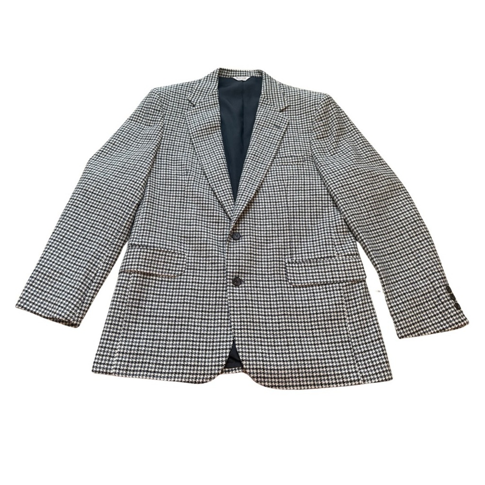 Classic Black and White Houndstooth Blazer